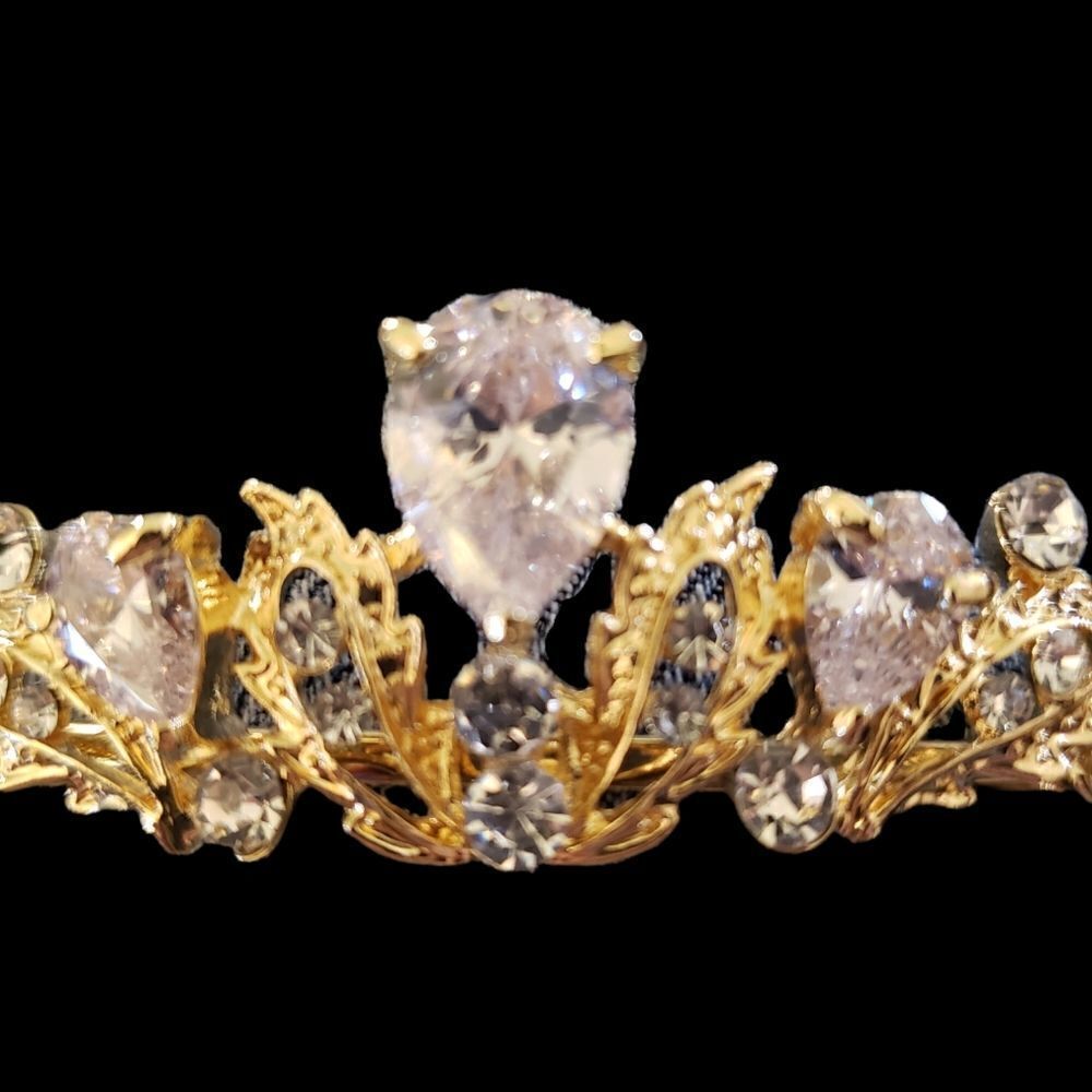 Wedding tiera gold tone and rhinestones. - Picture 3 of 3